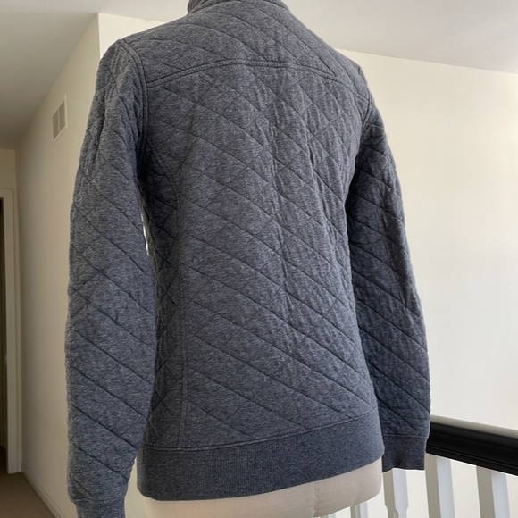 Vineyard Vines Quilted Gray Pullover, XXS - Picture 2 of 5